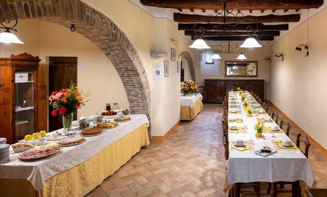 Agriturismo Castello La Grancia Di Spedaletto Pienza Extérieur photo