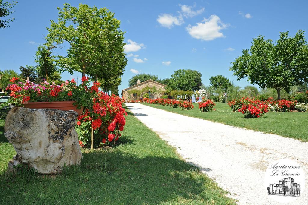 Agriturismo Castello La Grancia Di Spedaletto Pienza Extérieur photo